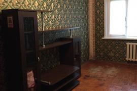 Продам двухкомнатную вторичку 44.0 м² этаж 1/5 город Краснодар микрорайон Гидростроителей улица им. Дмитрия Благоева 38